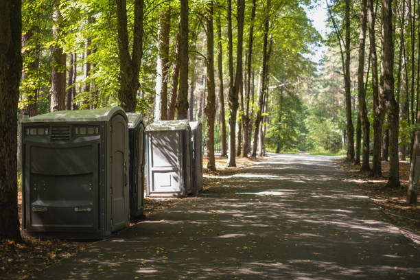 Best Porta potty rental near me  in Osseo, MN